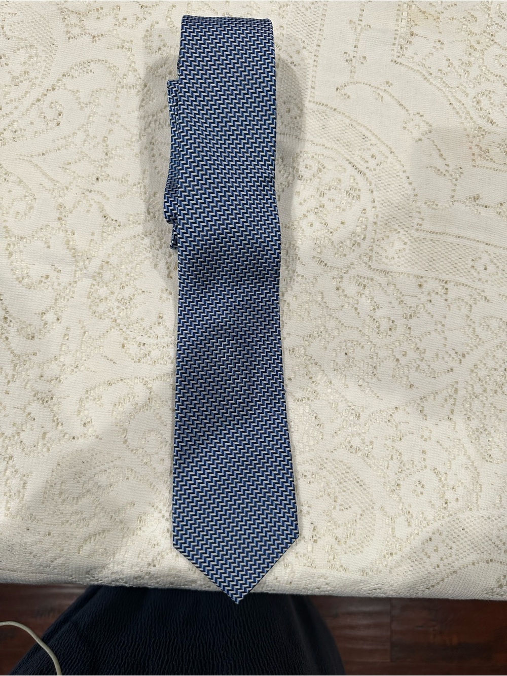 Michael Kors Blue Gray White Geometric Silk Tie